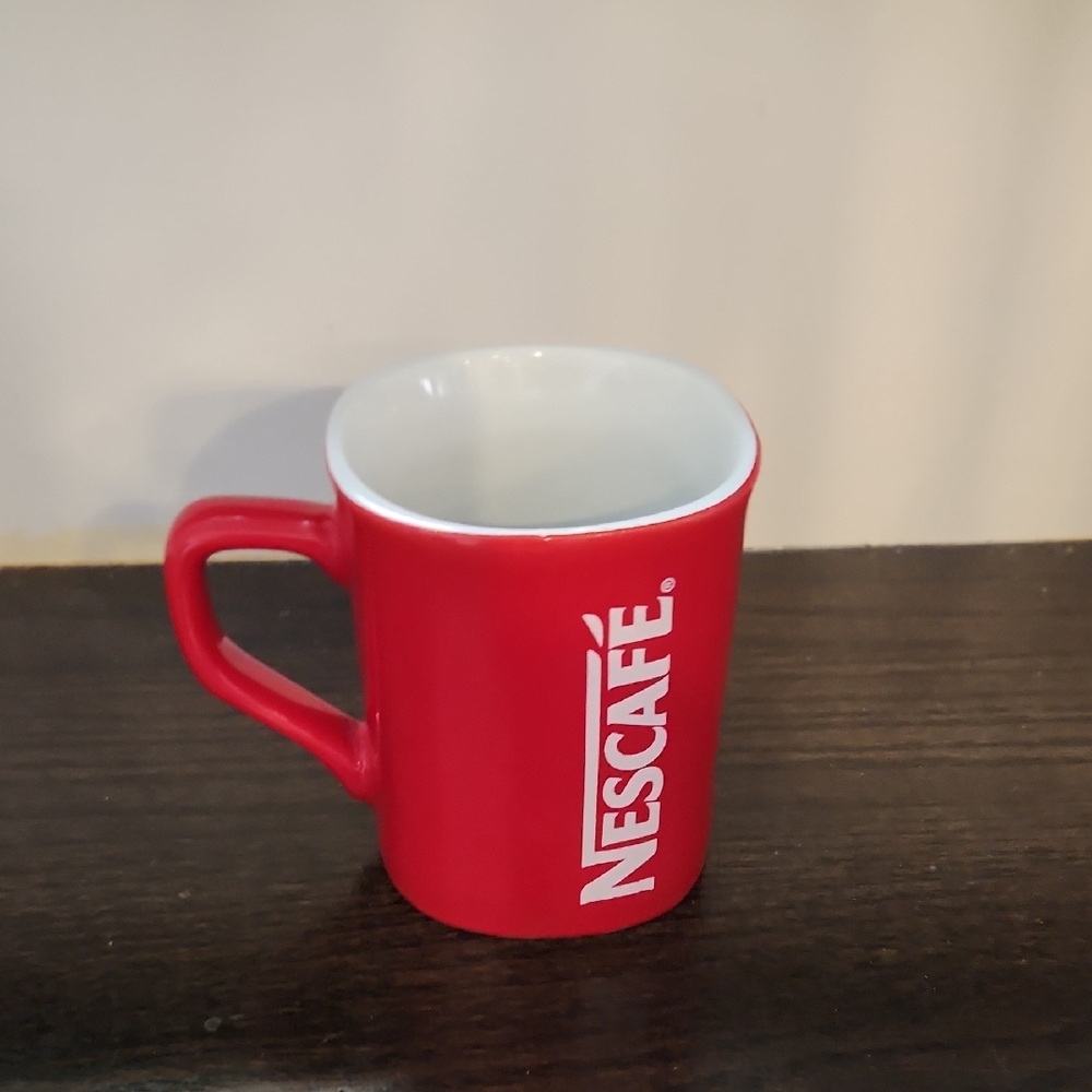 Nescafé Red Coffee Mug